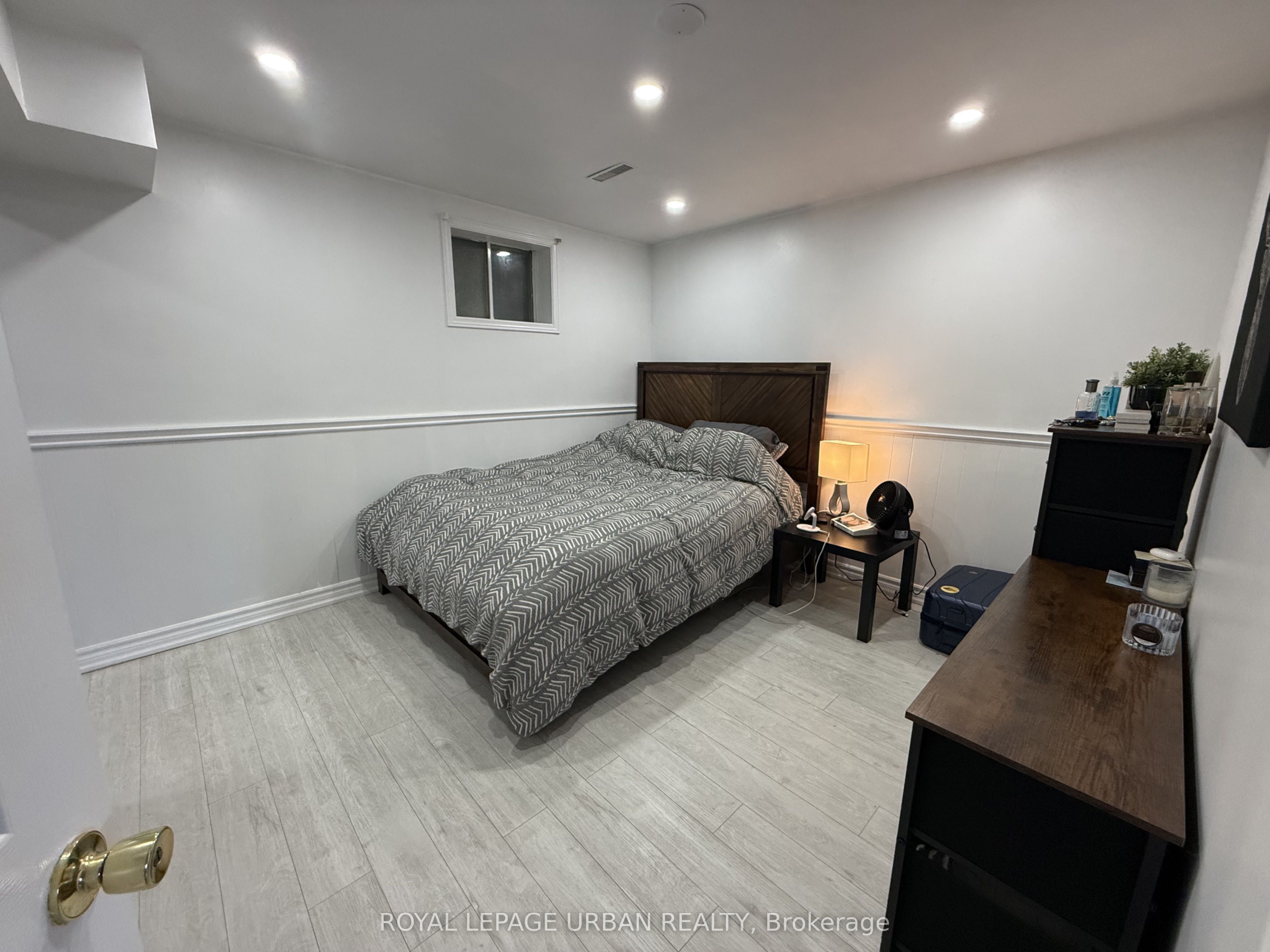 560 Bristol Road Bsmnt Property Photo 4