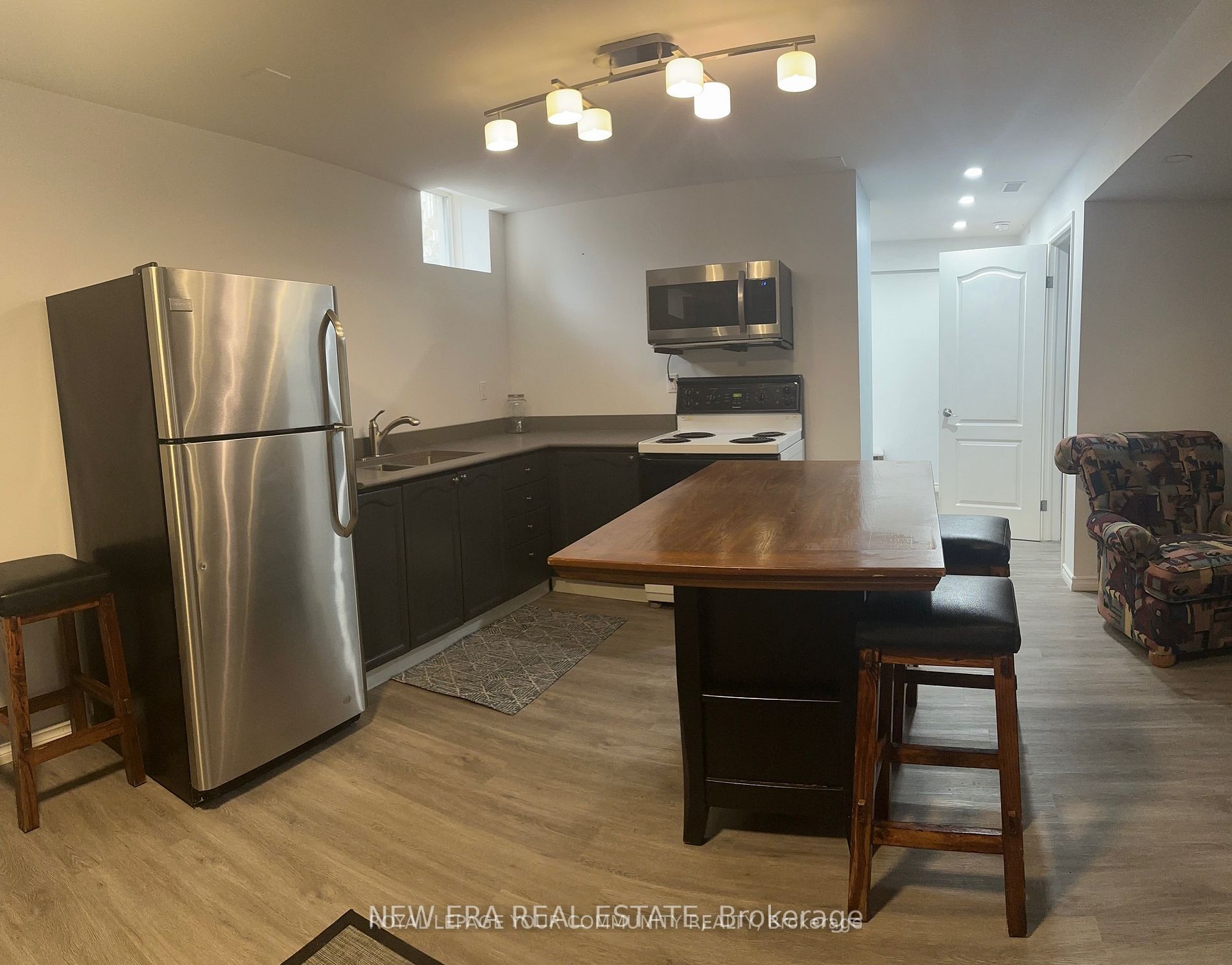 1031 Lake Drive N Property Photo 33