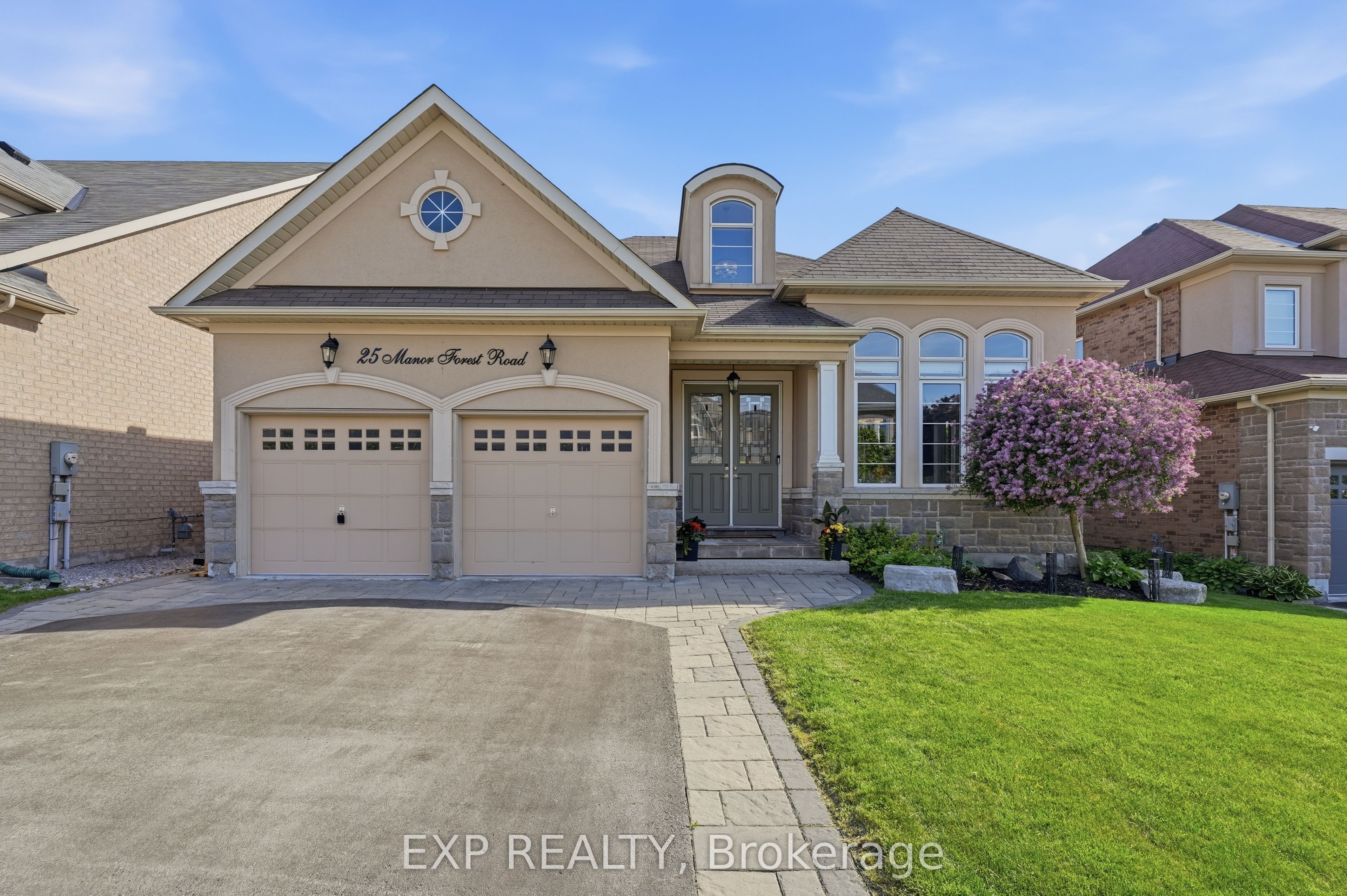 25 Manor Forest Road Property Photo 1