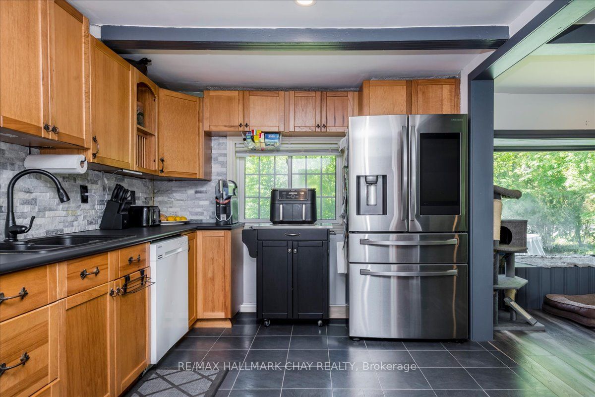 1805 St John's Road Property Photo 8