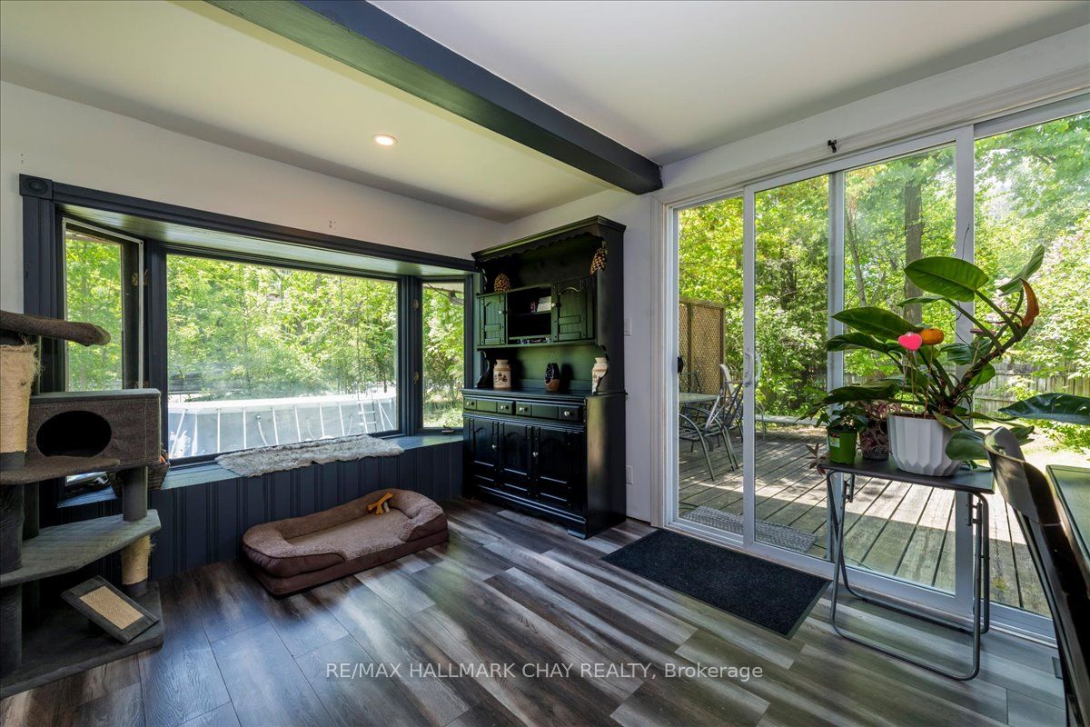 1805 St John's Road Property Photo 9