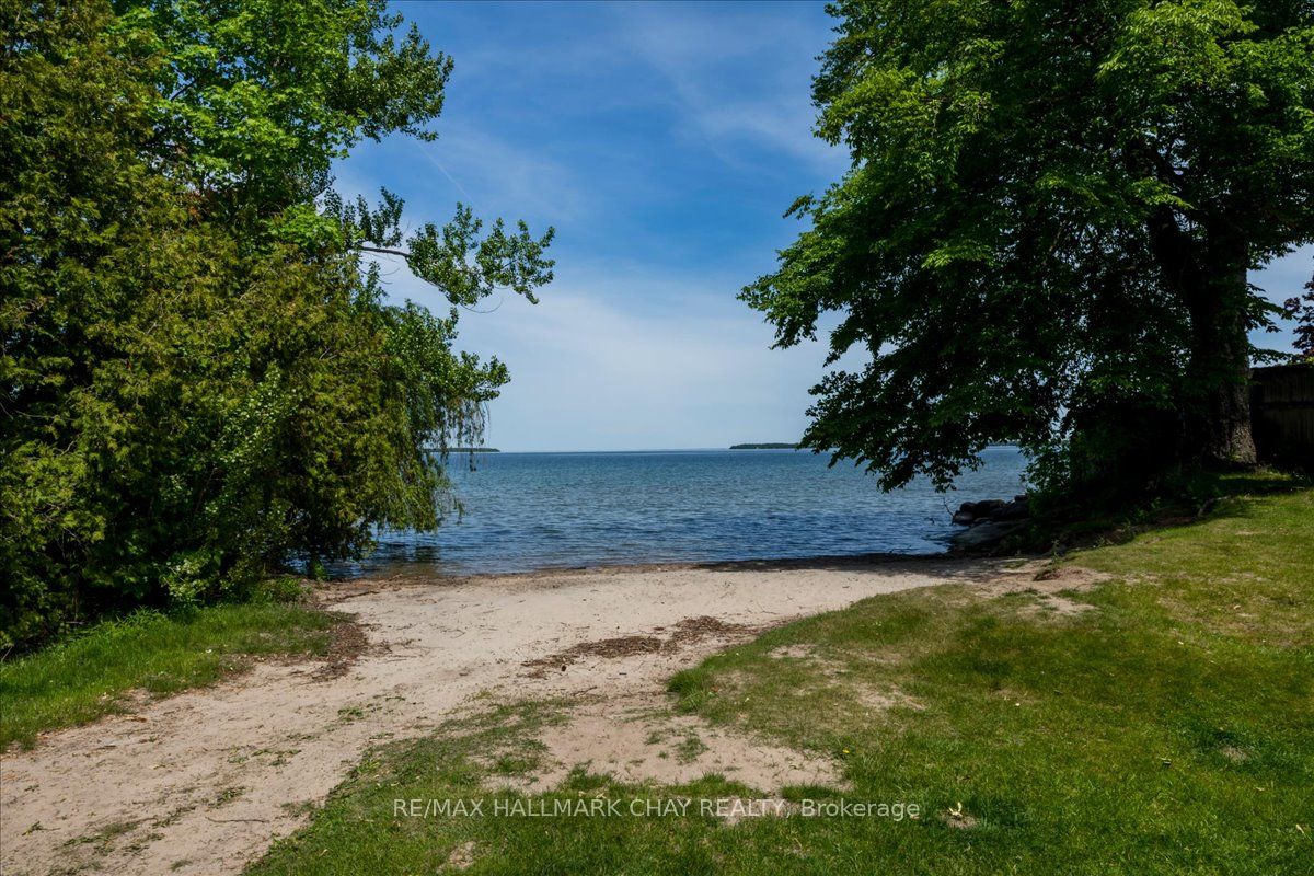 1805 St John's Road Property Photo 22
