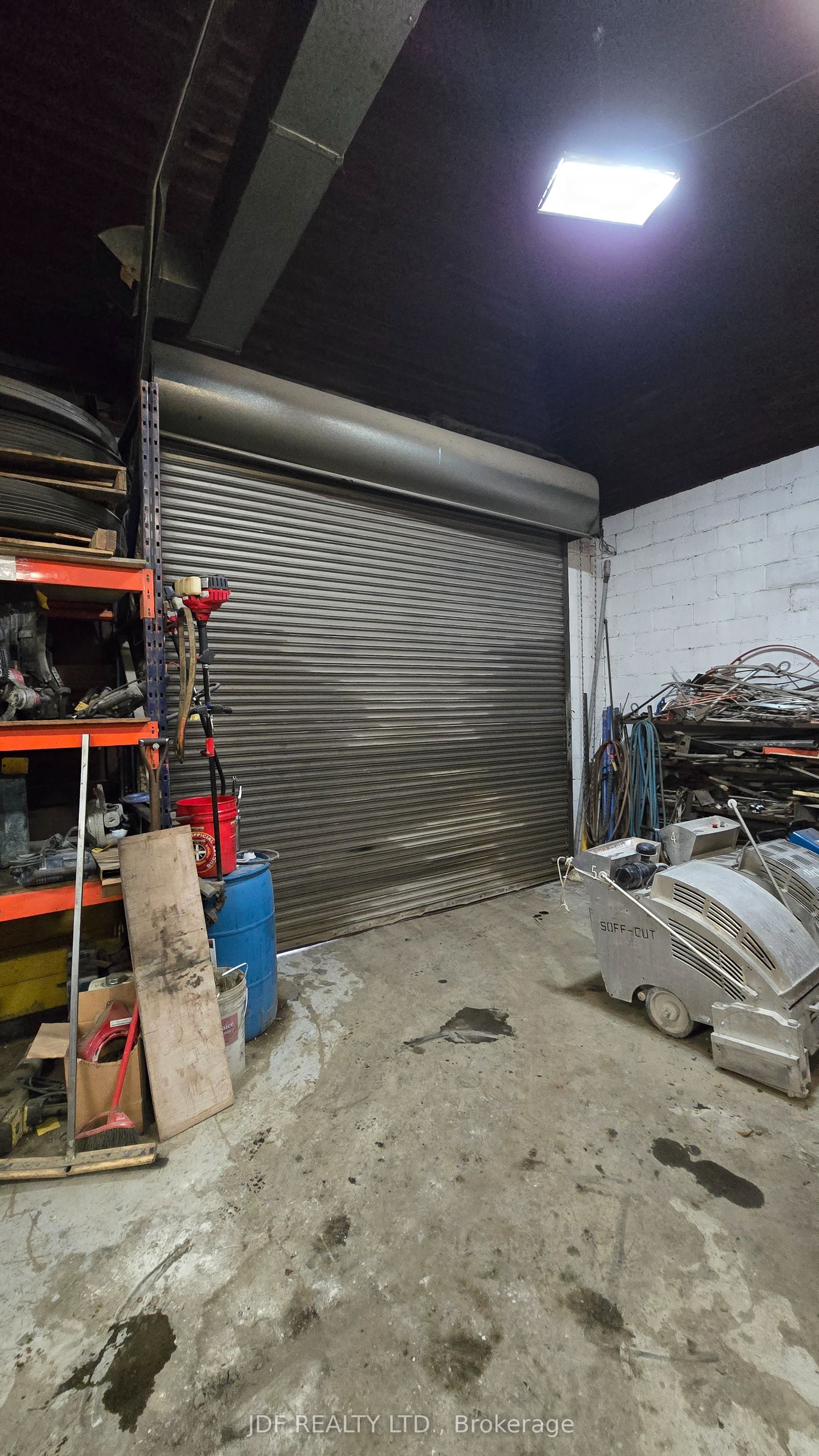 1* Burtons Lane Property Photo 32