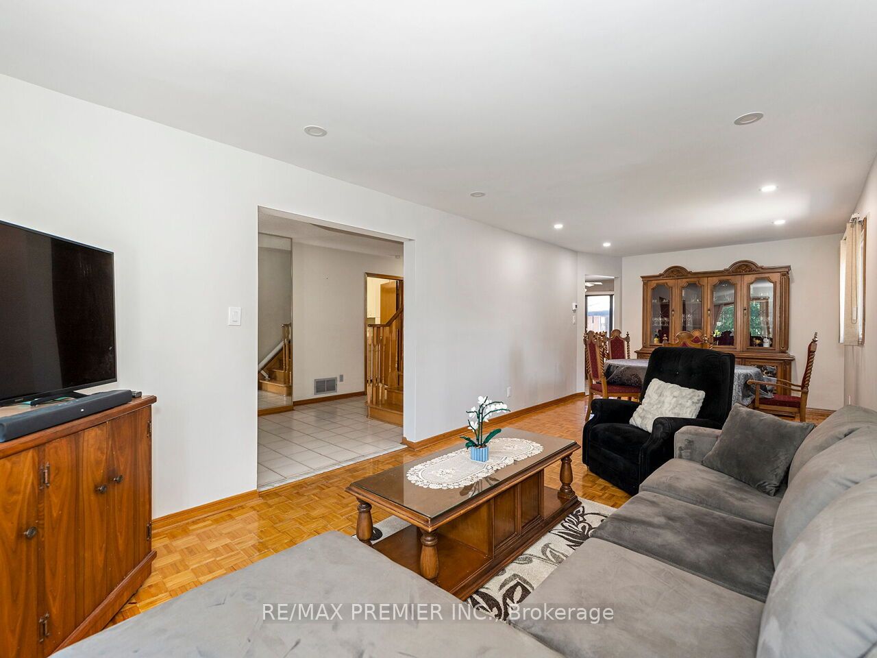 39 Brydon Court Property Photo 9