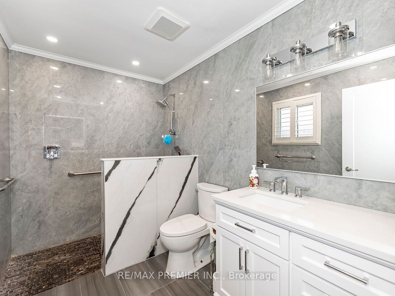 39 Brydon Court Property Photo 29