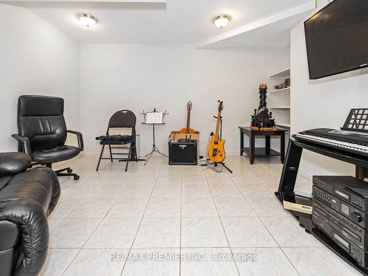 39 Brydon Court Property Photo 42