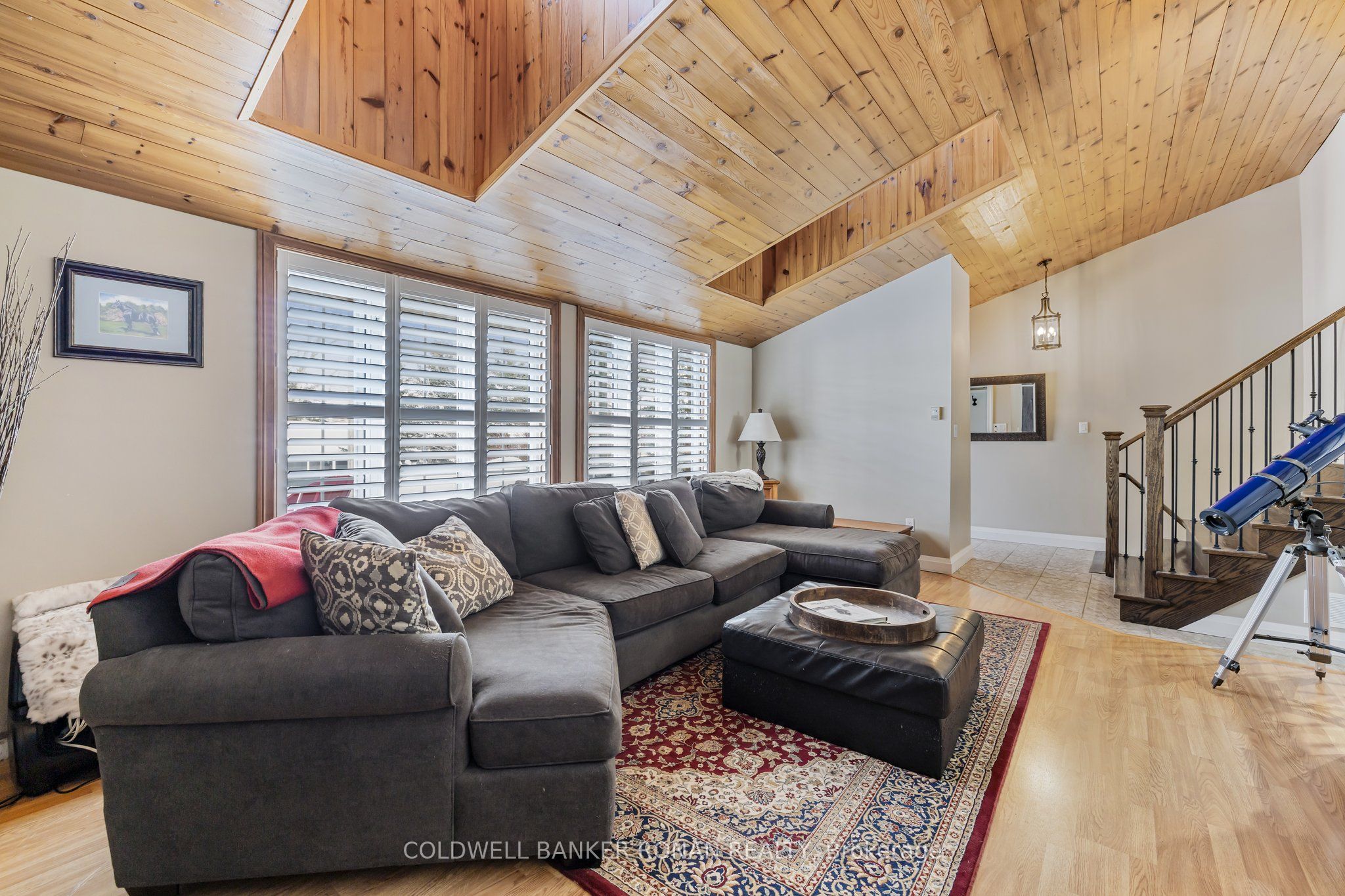 6643 3rd Line Property Photo 8
