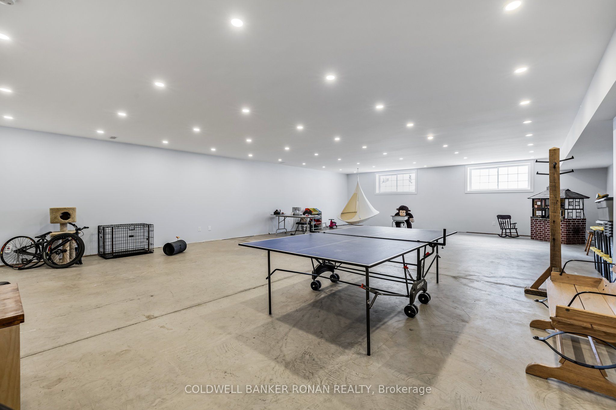 6643 3rd Line Property Photo 31