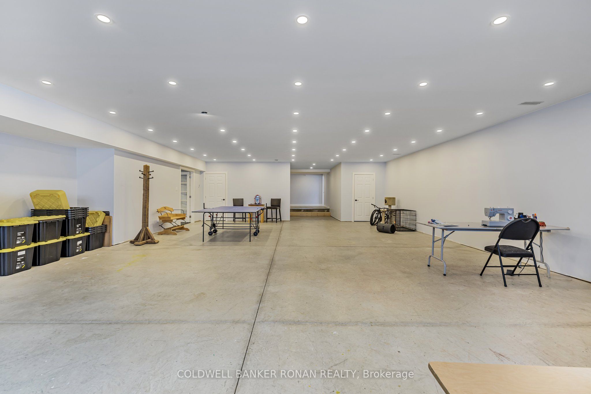 6643 3rd Line Property Photo 32
