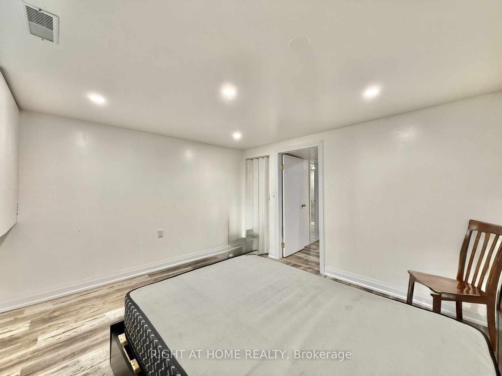 116 Cherrywood Drive Bsmt Property Photo 10
