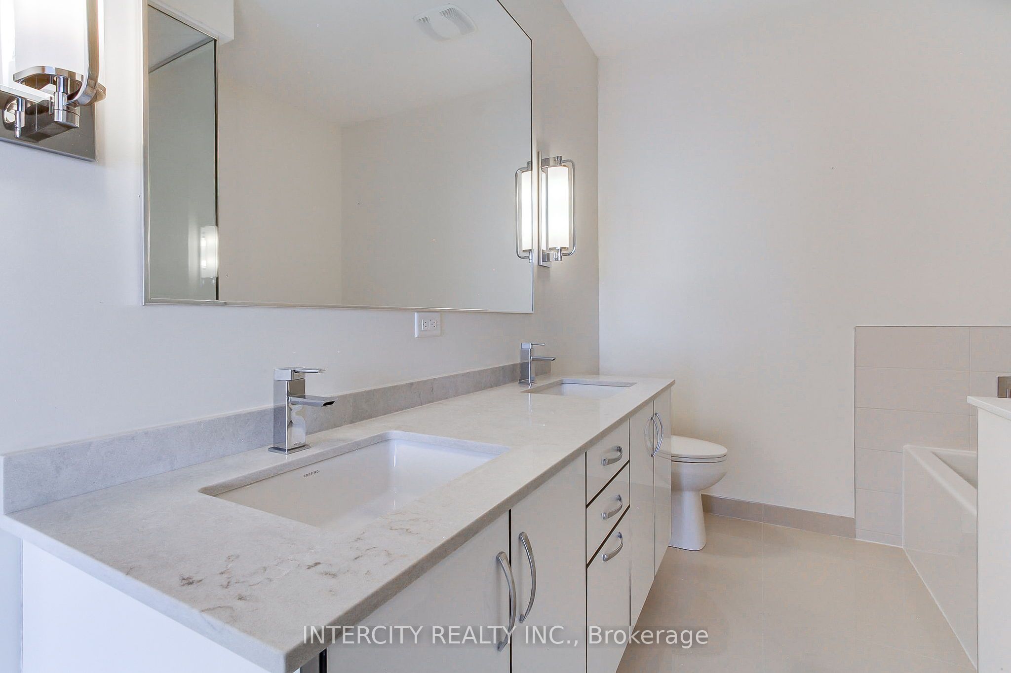 3545 Riva Avenue Property Photo 32