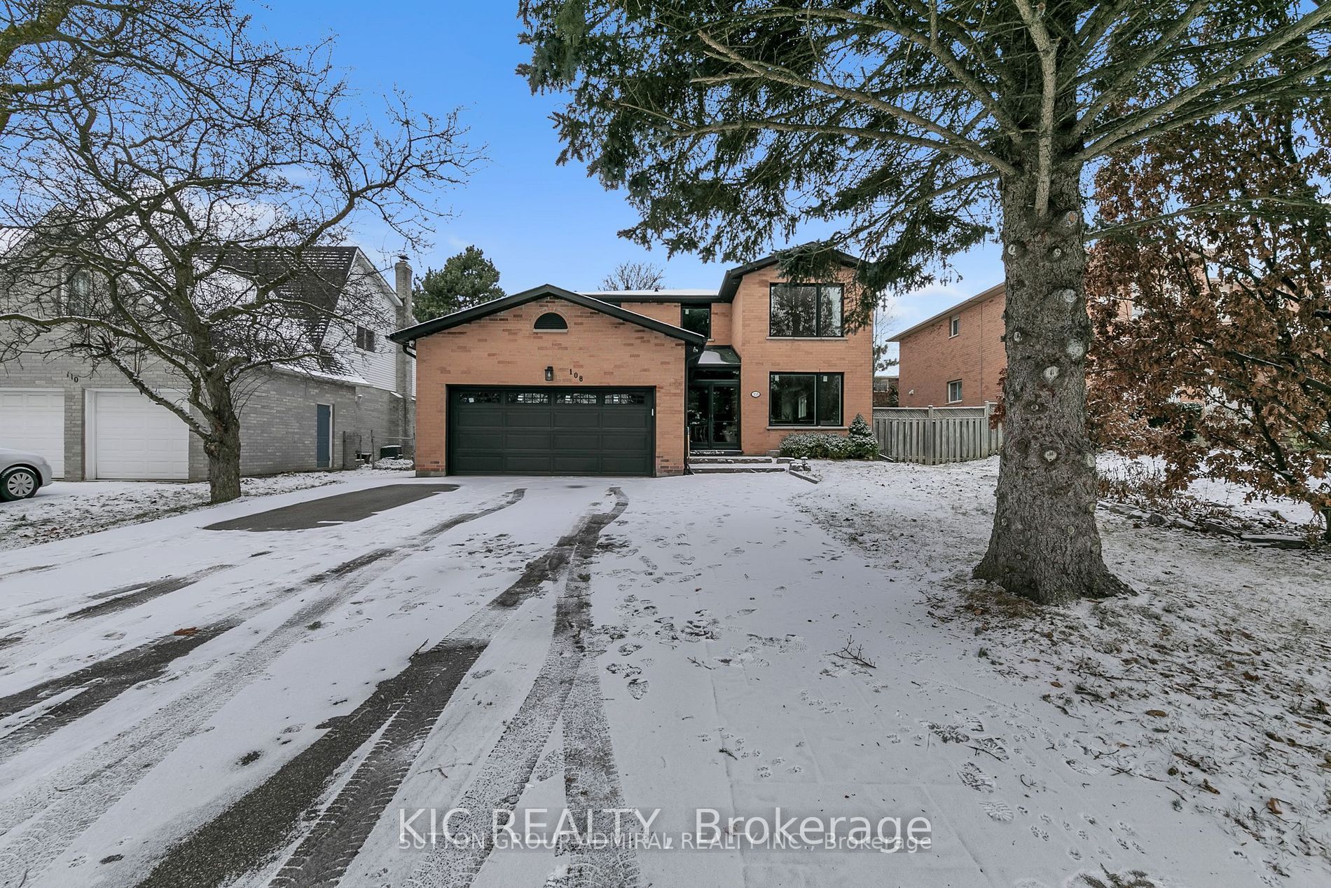 108 Cardinal Crescent Property Photo 1