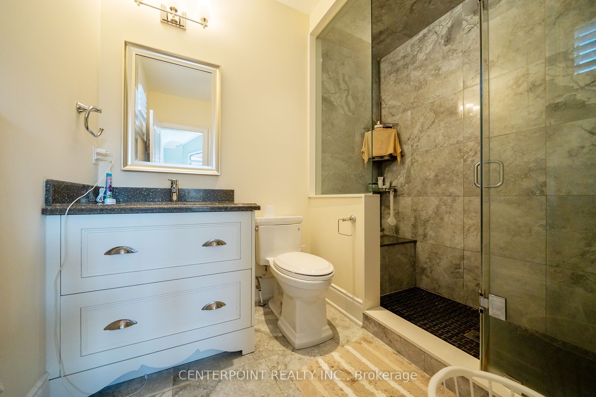 190 Angus Glen Boulevard Property Photo 32