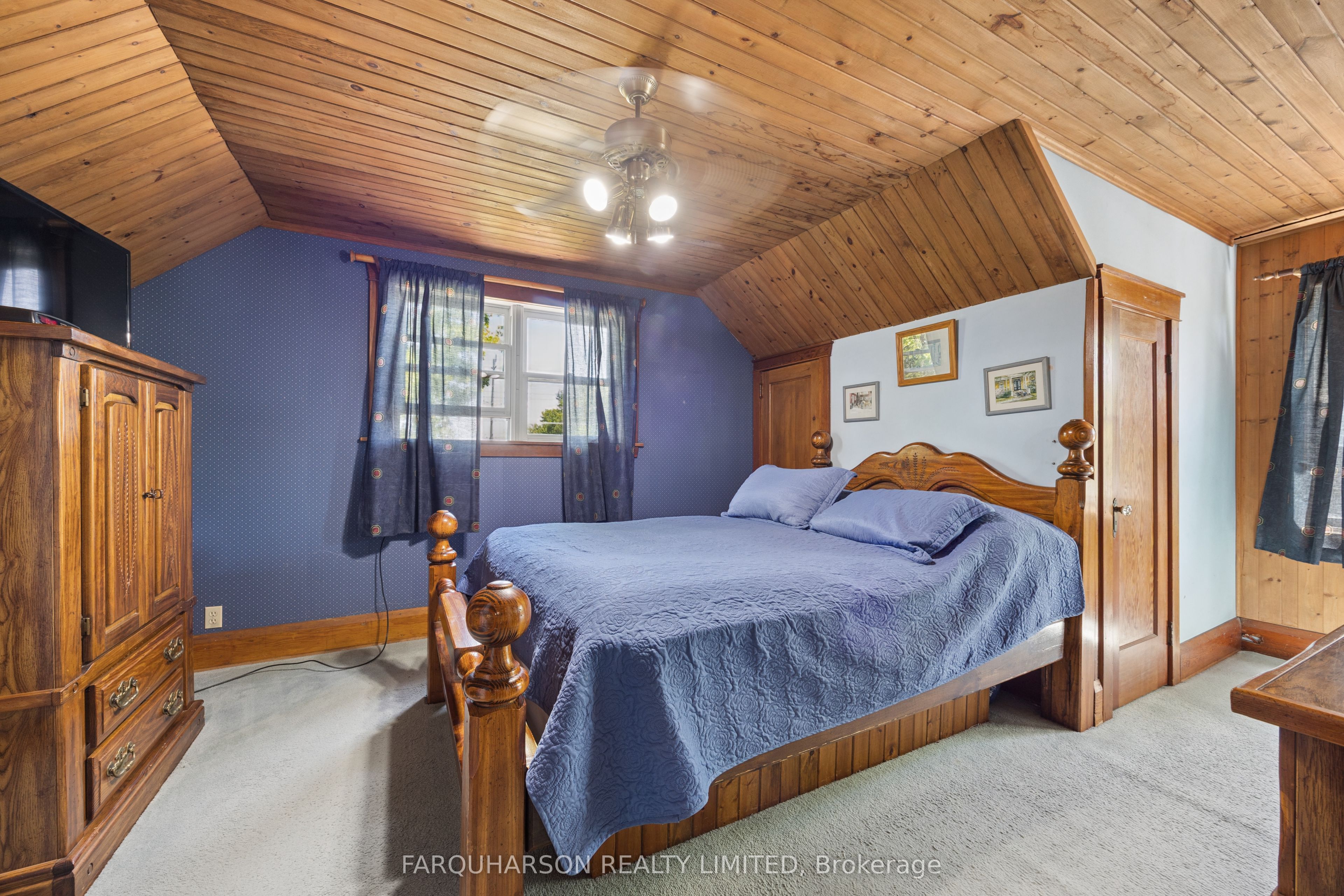 12066 48 Highway Property Photo 11