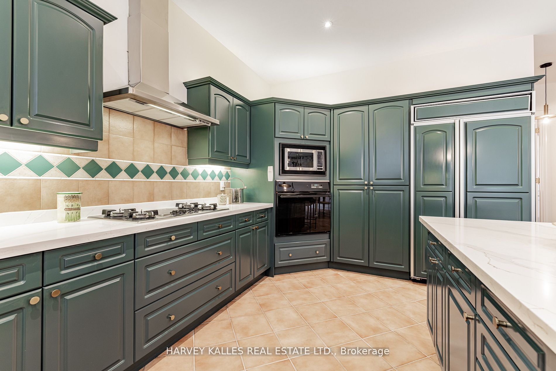 145 Rodeo Drive Property Photo 15