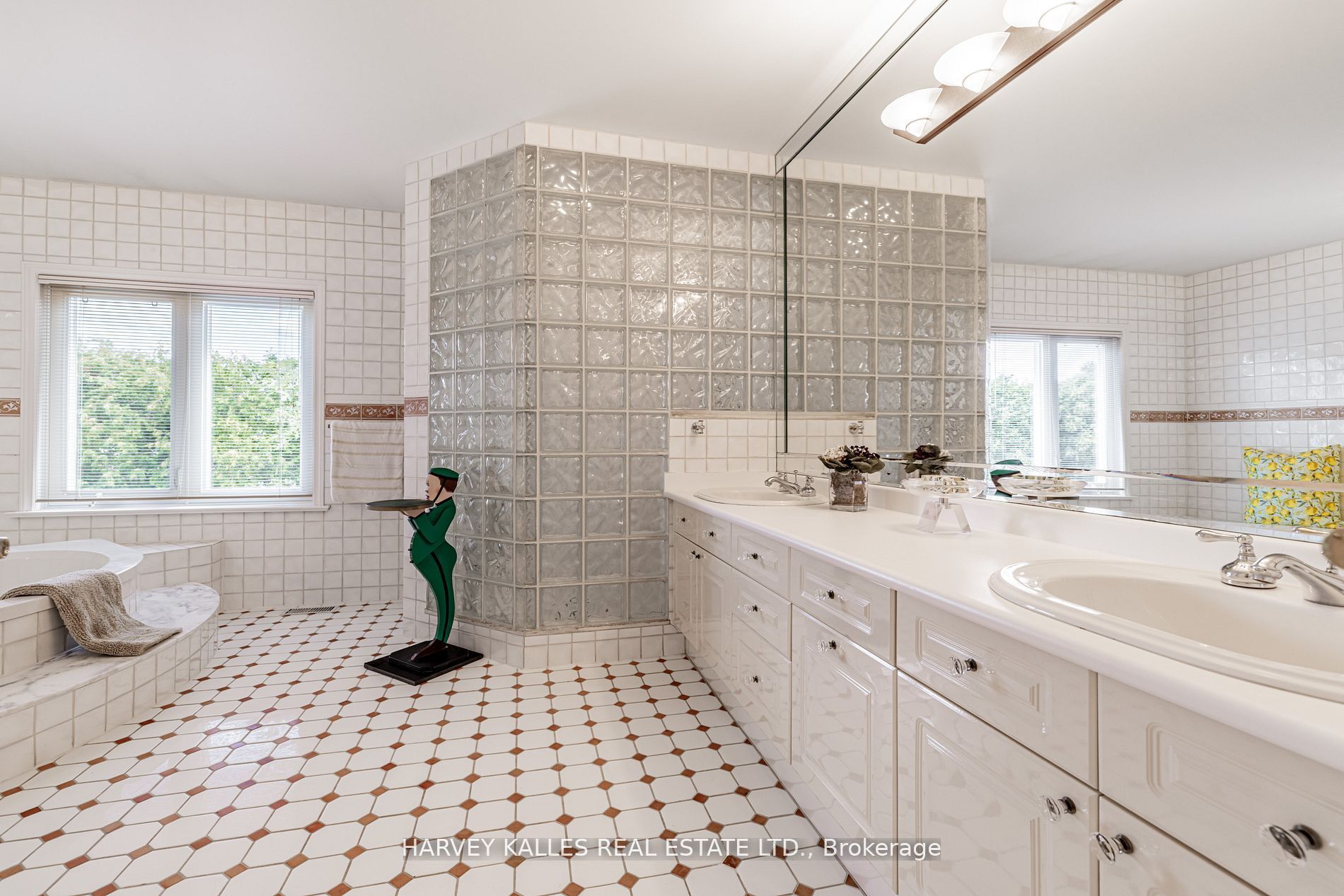 145 Rodeo Drive Property Photo 37