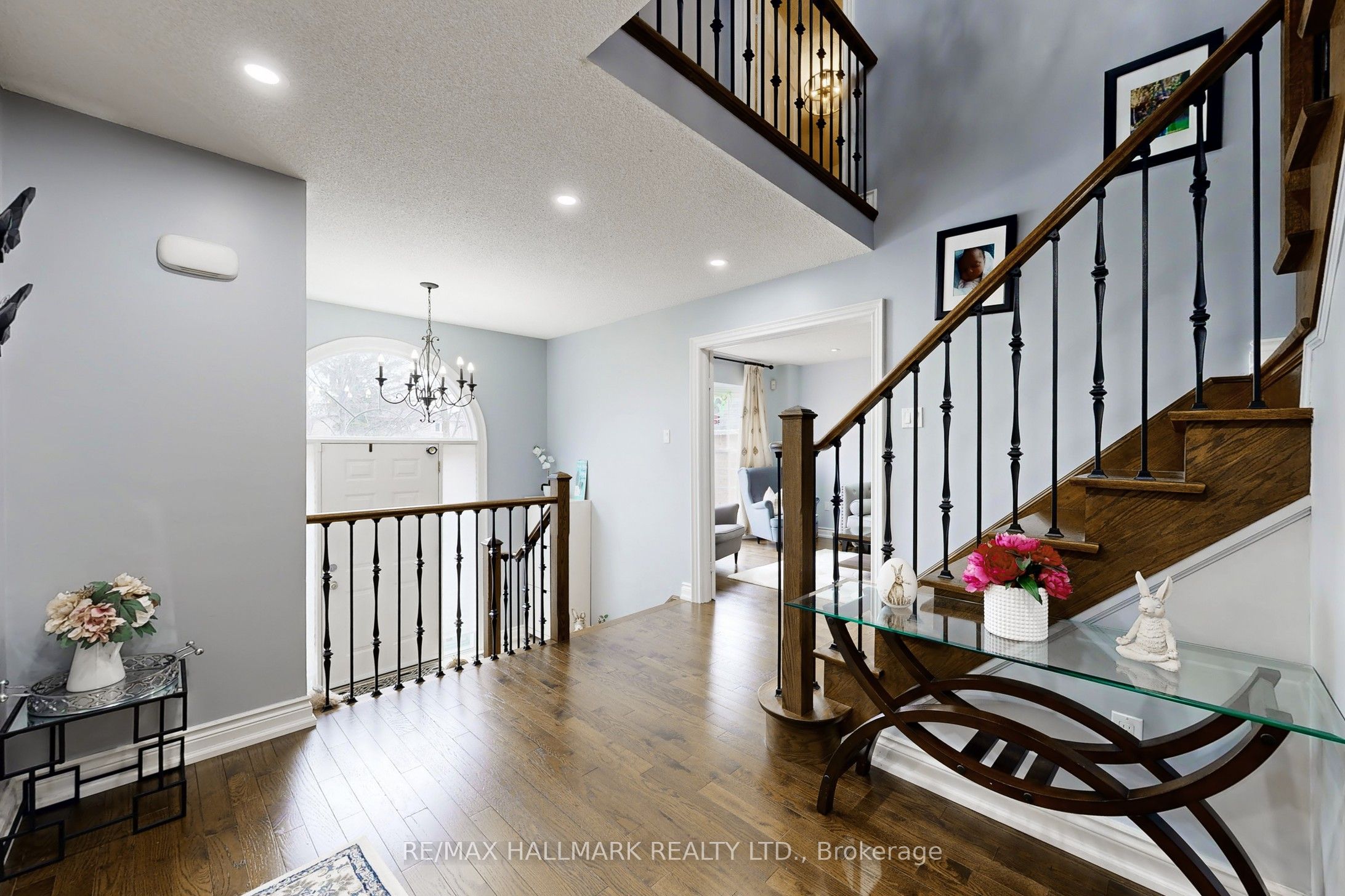 87 Autumn Way Property Photo 4