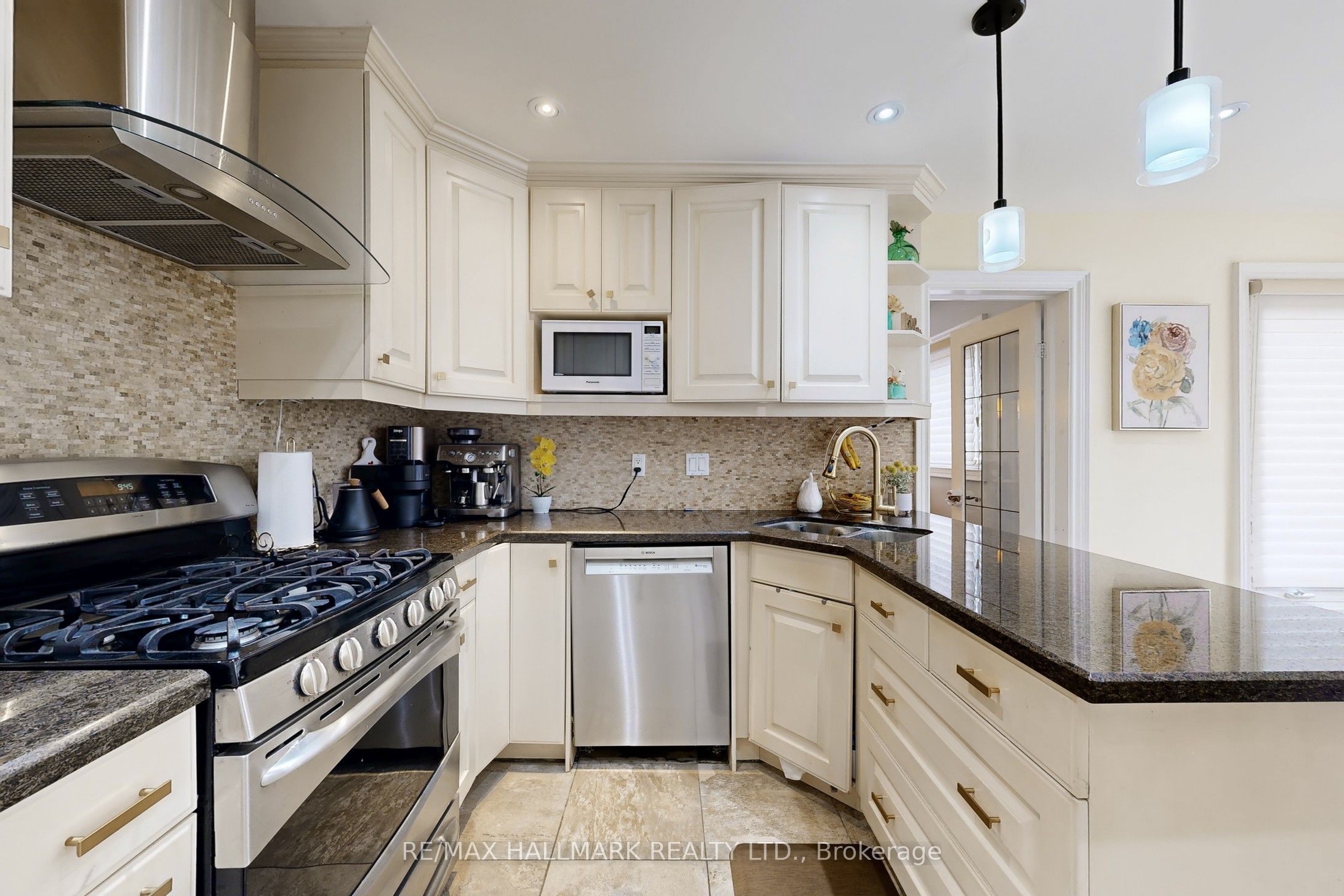 87 Autumn Way Property Photo 17