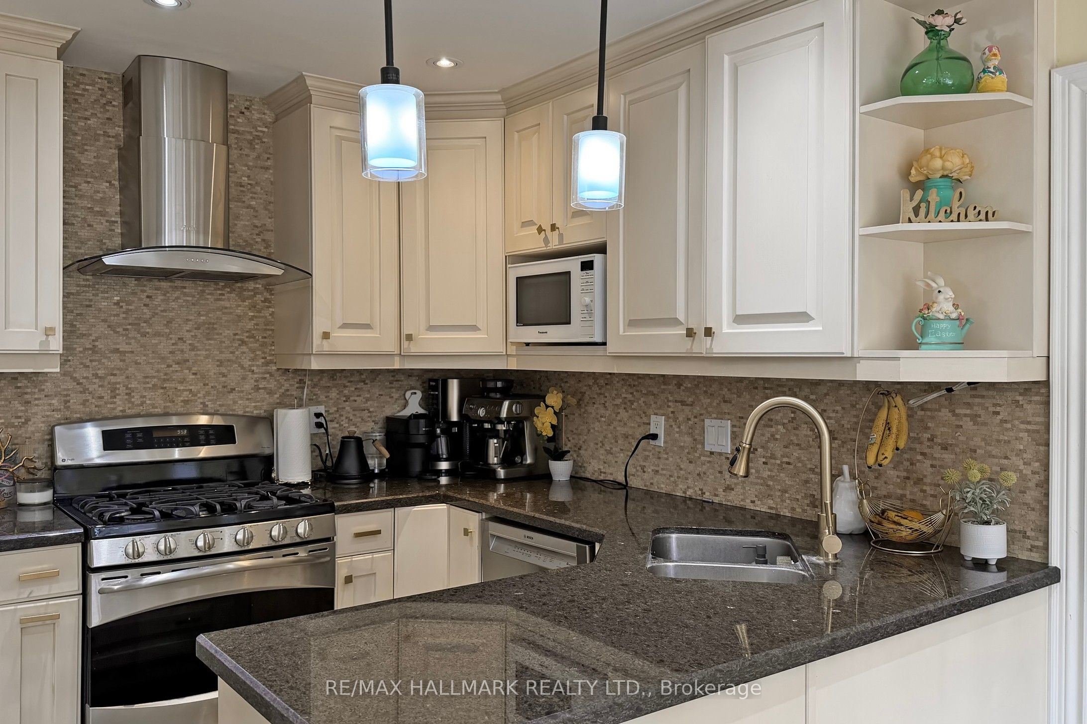 87 Autumn Way Property Photo 19