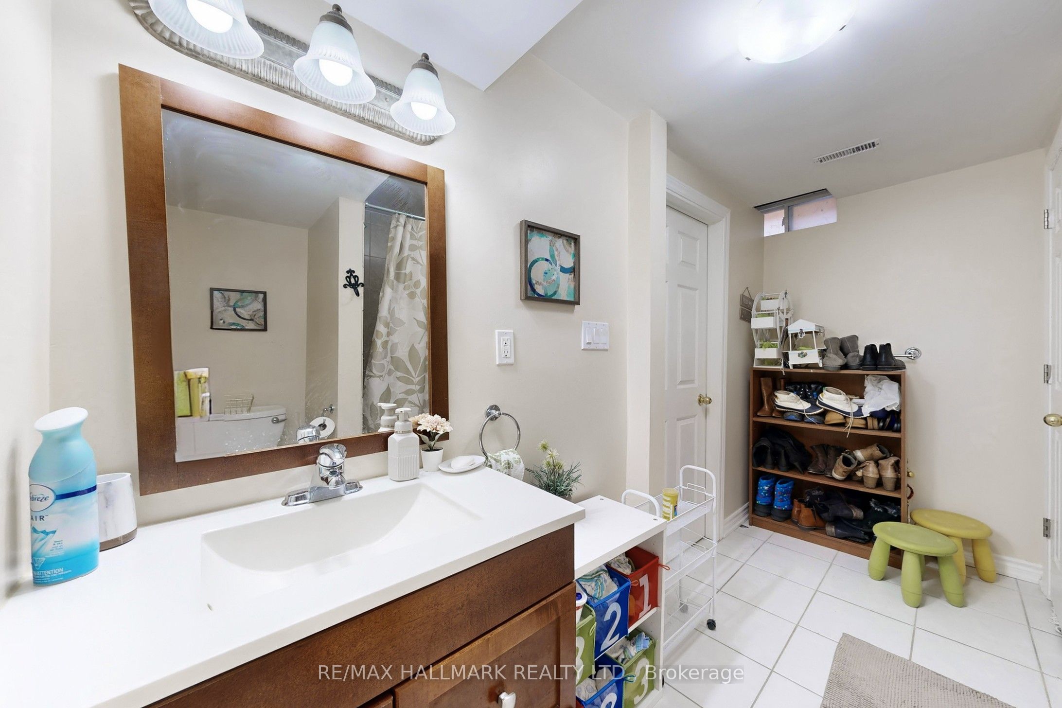 87 Autumn Way Property Photo 40