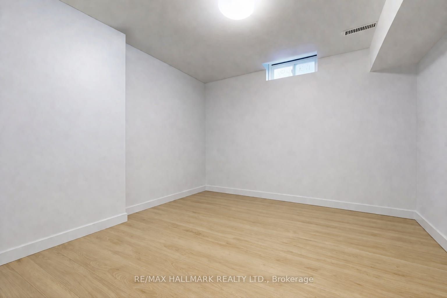 87 Autumn Way Property Photo 46