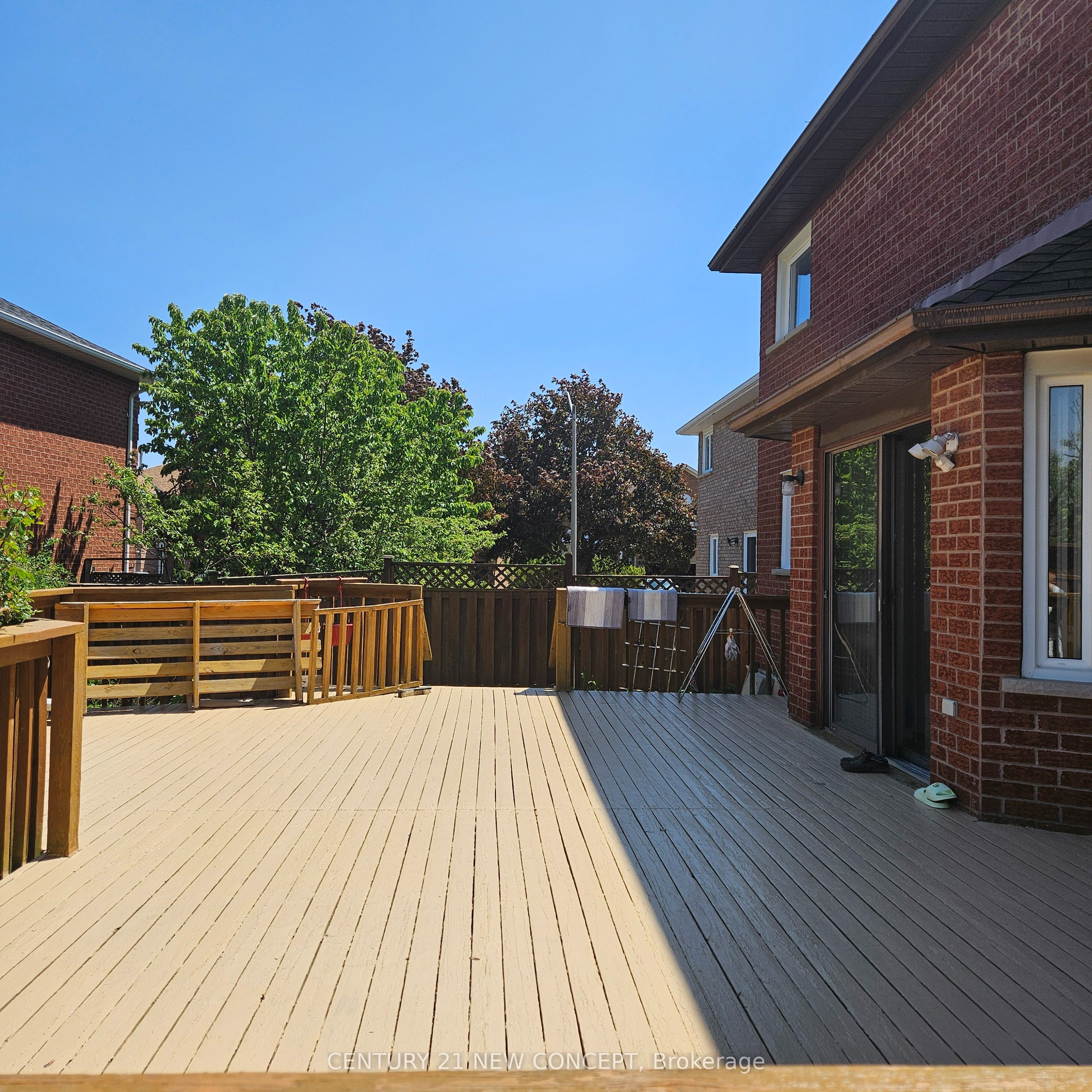 3 Hearthstone Crescent Property Photo 8