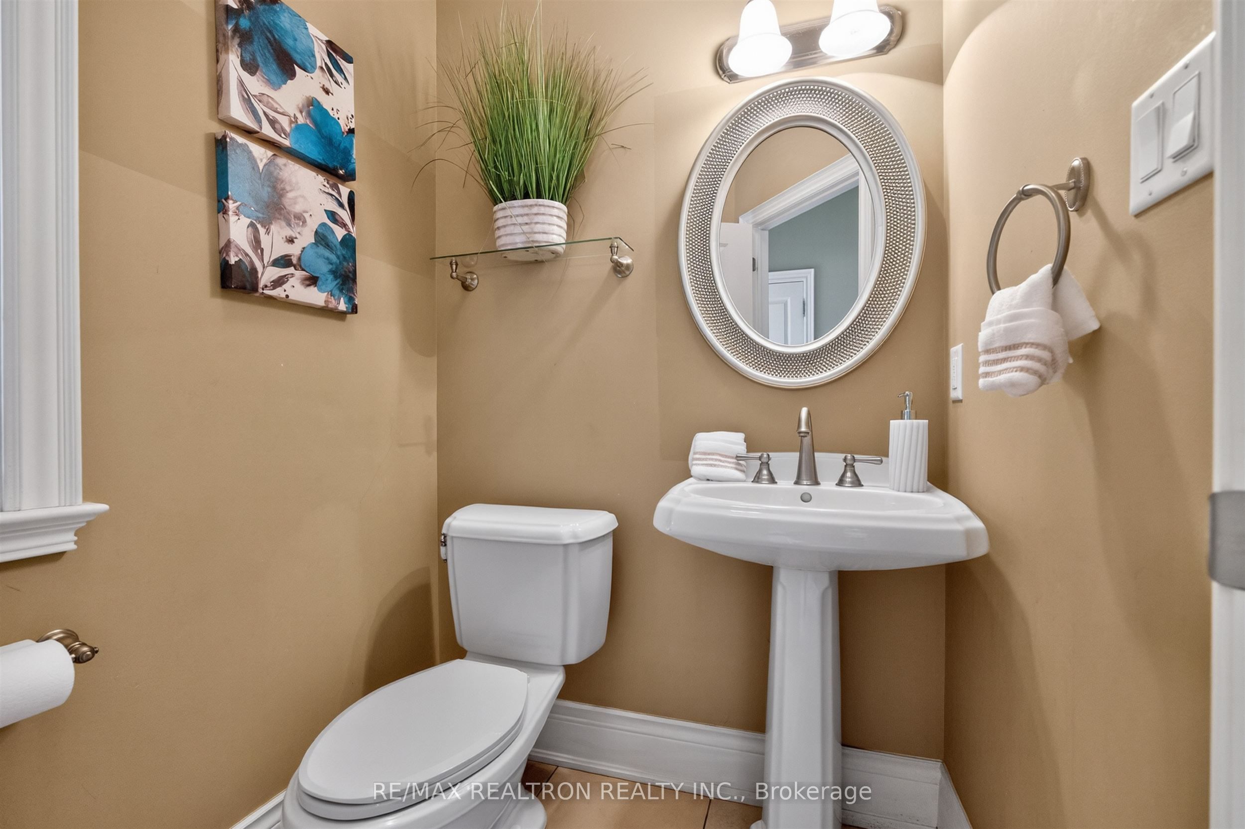 23 Fairbairn Gate Property Photo 18
