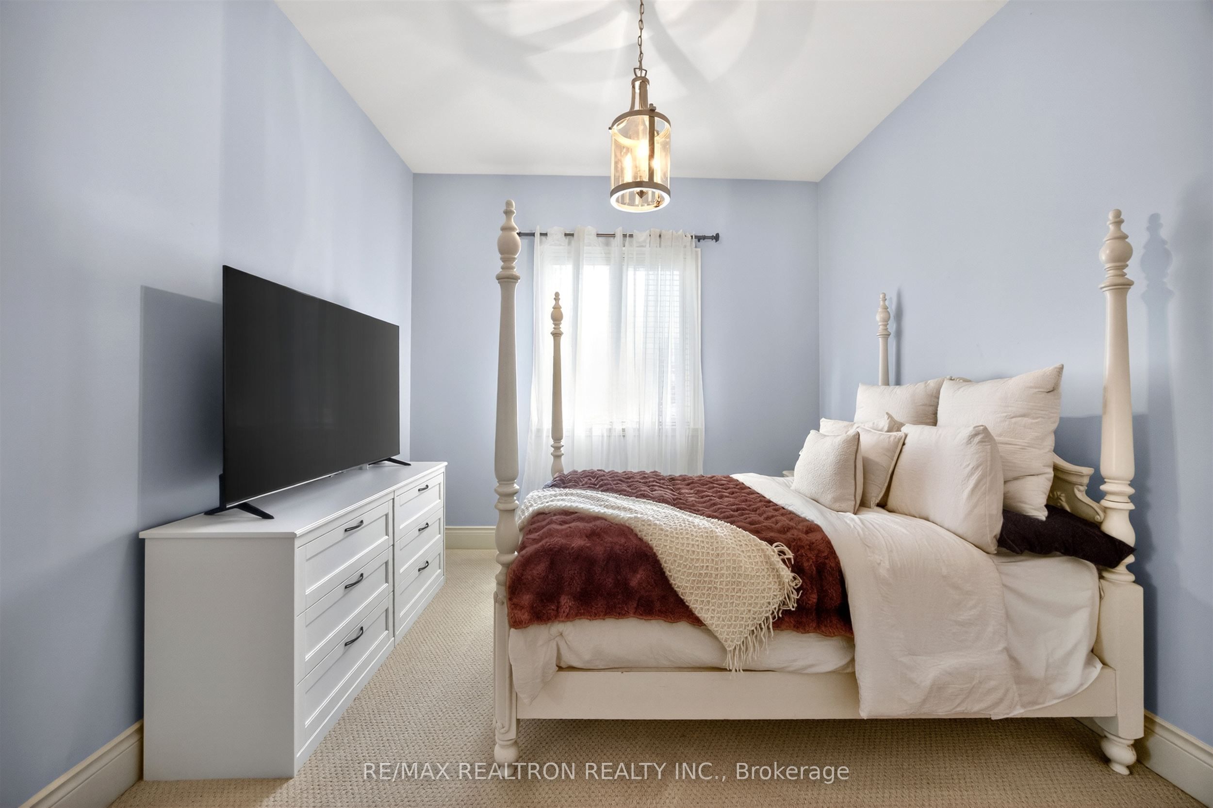 23 Fairbairn Gate Property Photo 27