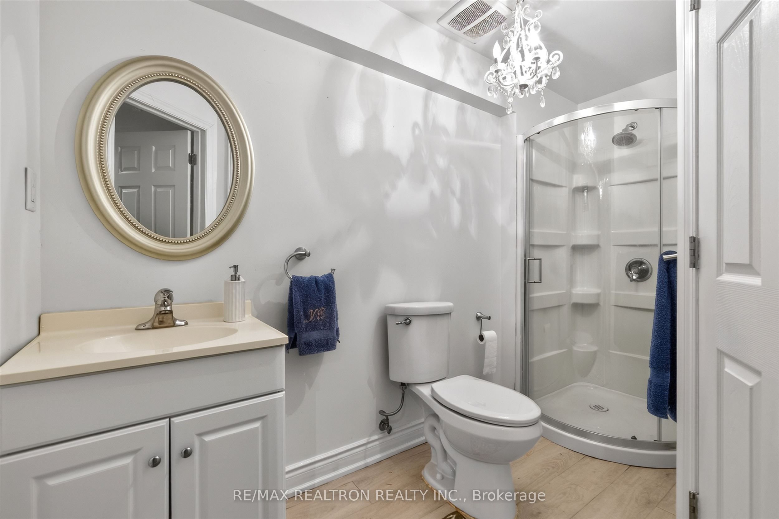 23 Fairbairn Gate Property Photo 36