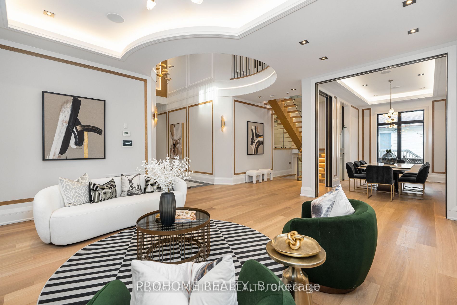 29 Pomander Road Property Photo 6