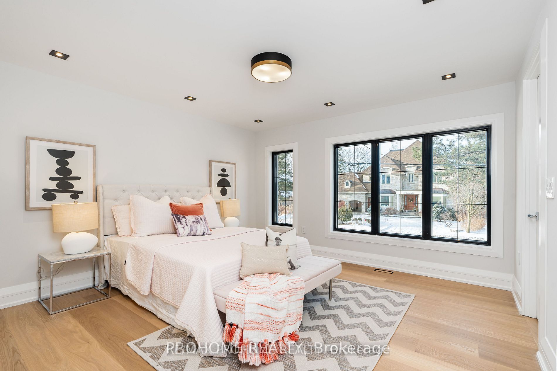 29 Pomander Road Property Photo 32