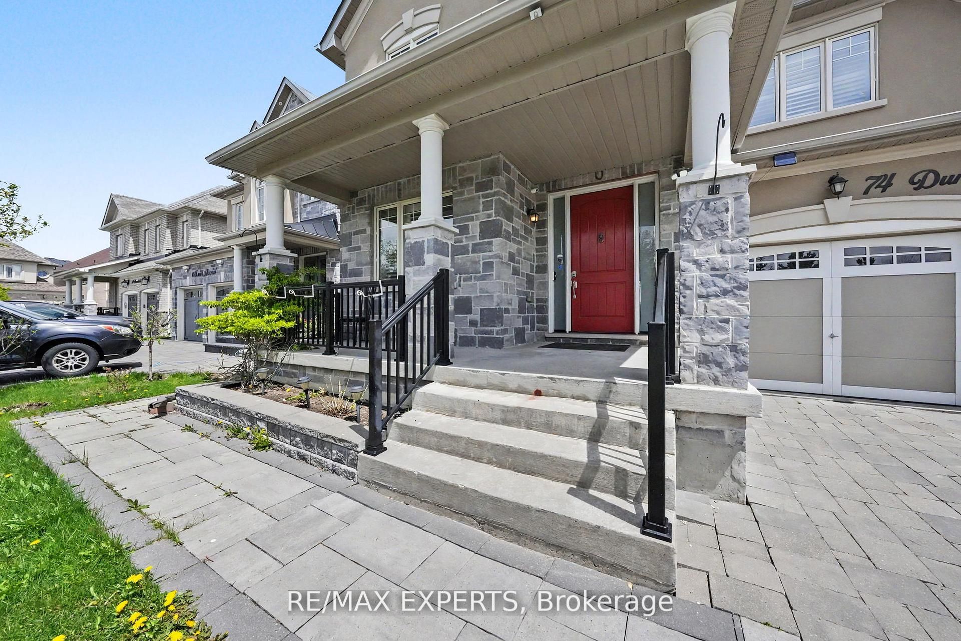 74 Dunrobin Crescent Property Photo 10