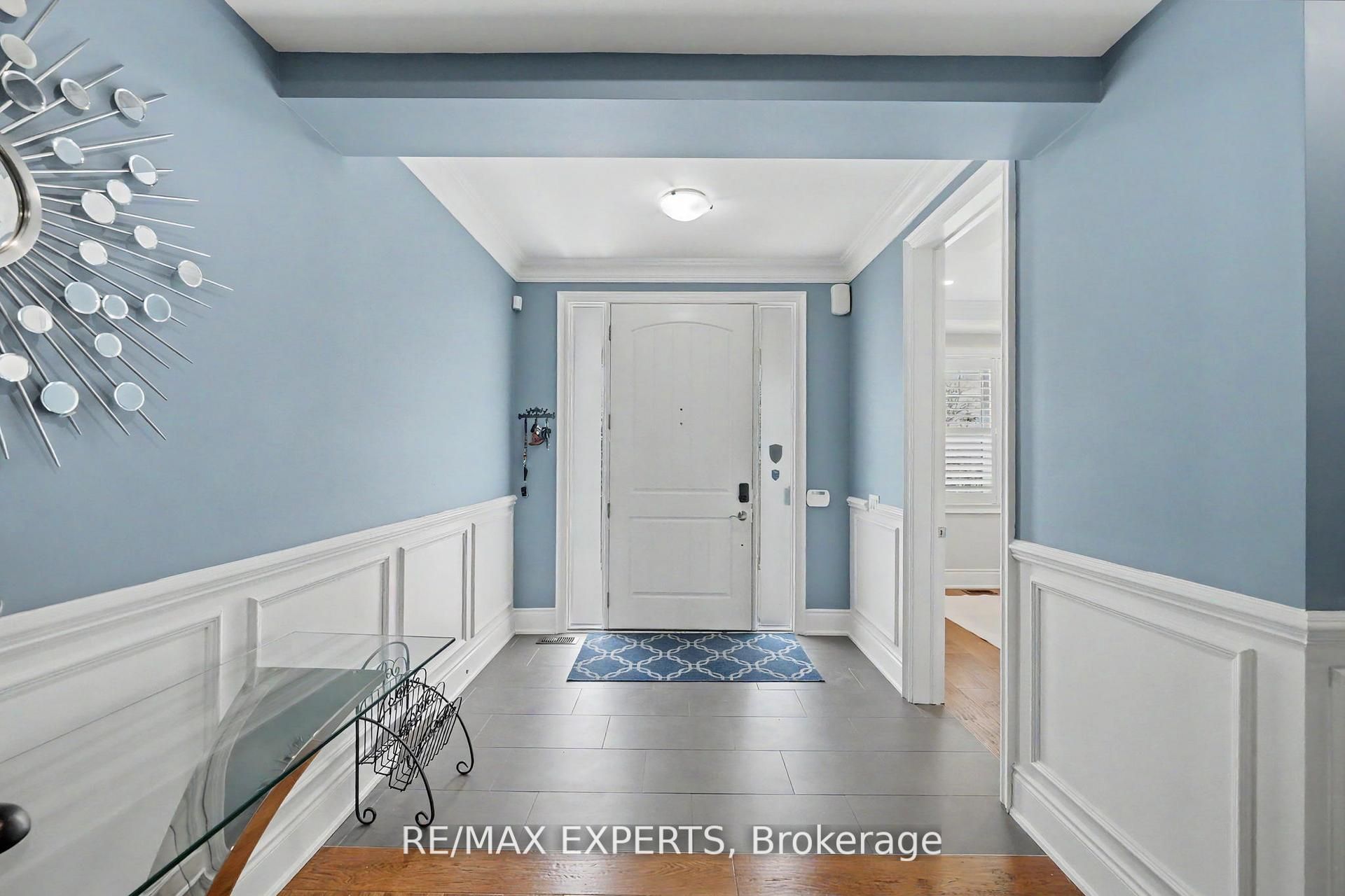 74 Dunrobin Crescent Property Photo 11