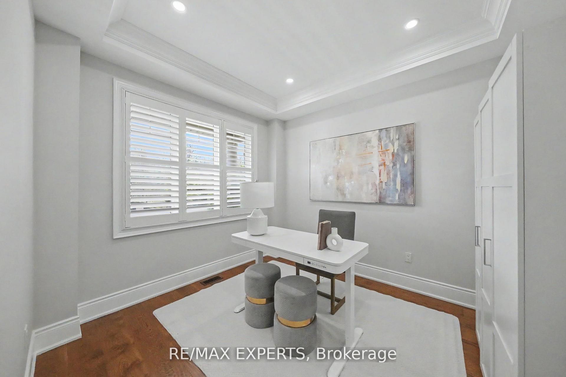 74 Dunrobin Crescent Property Photo 12