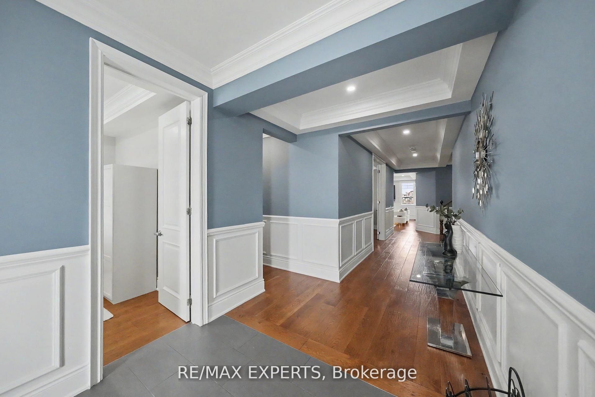 74 Dunrobin Crescent Property Photo 13