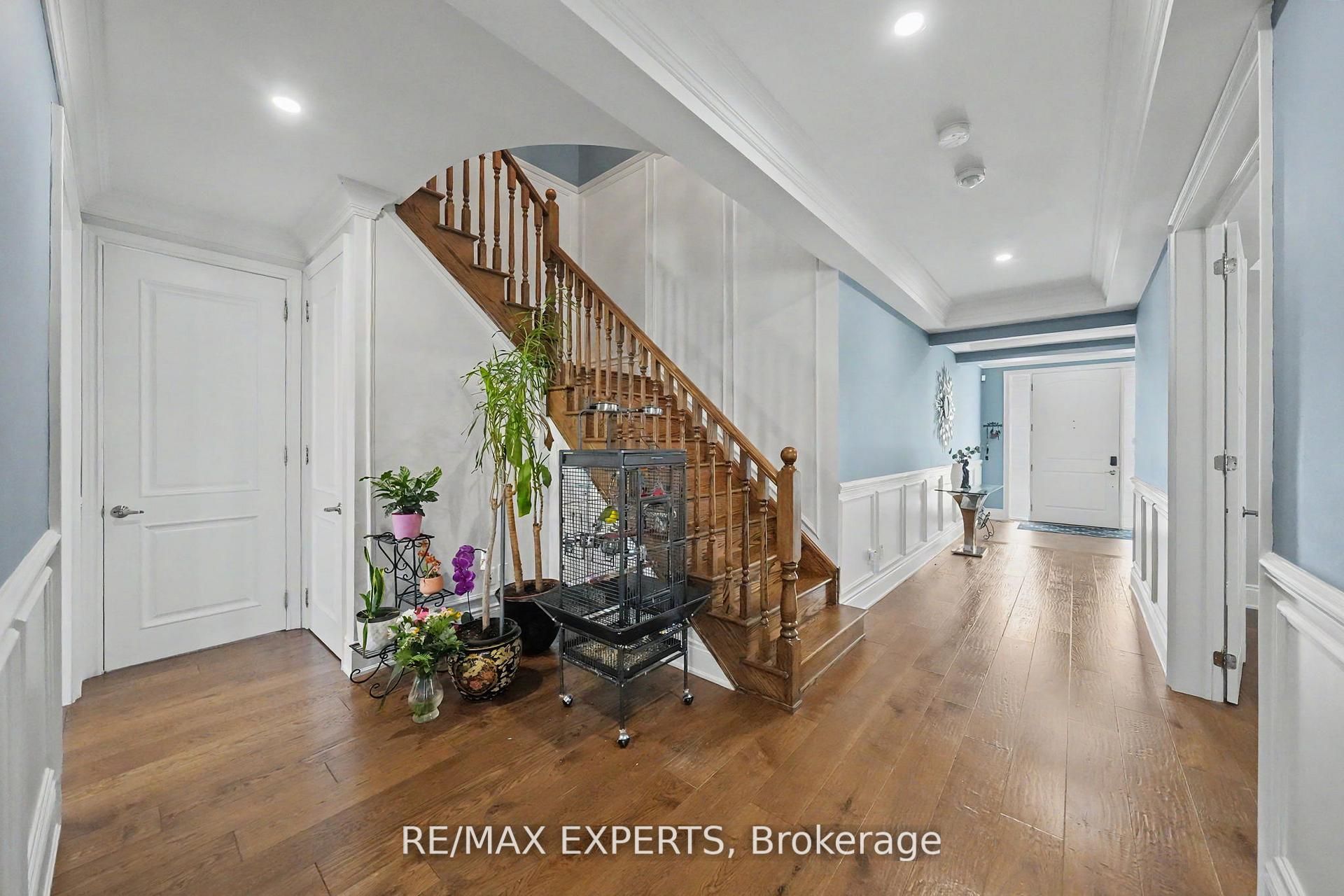 74 Dunrobin Crescent Property Photo 17