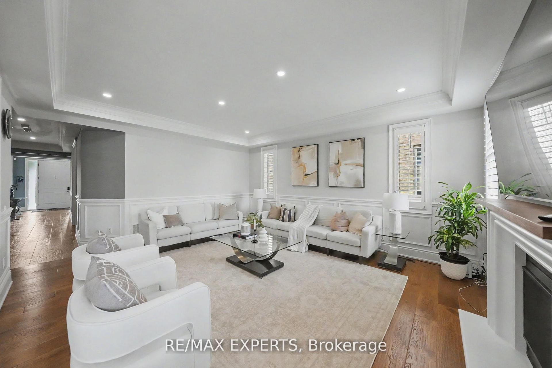 74 Dunrobin Crescent Property Photo 20