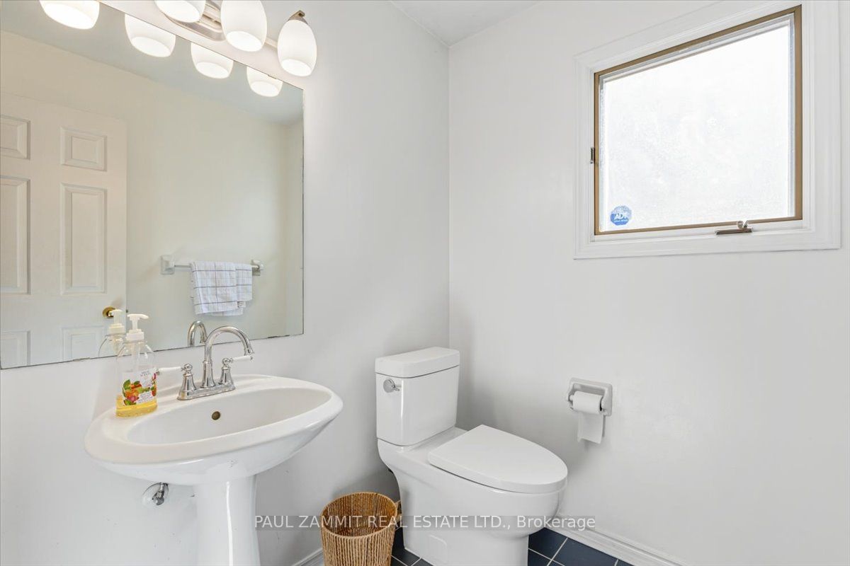 236 Green Lane Property Photo 14