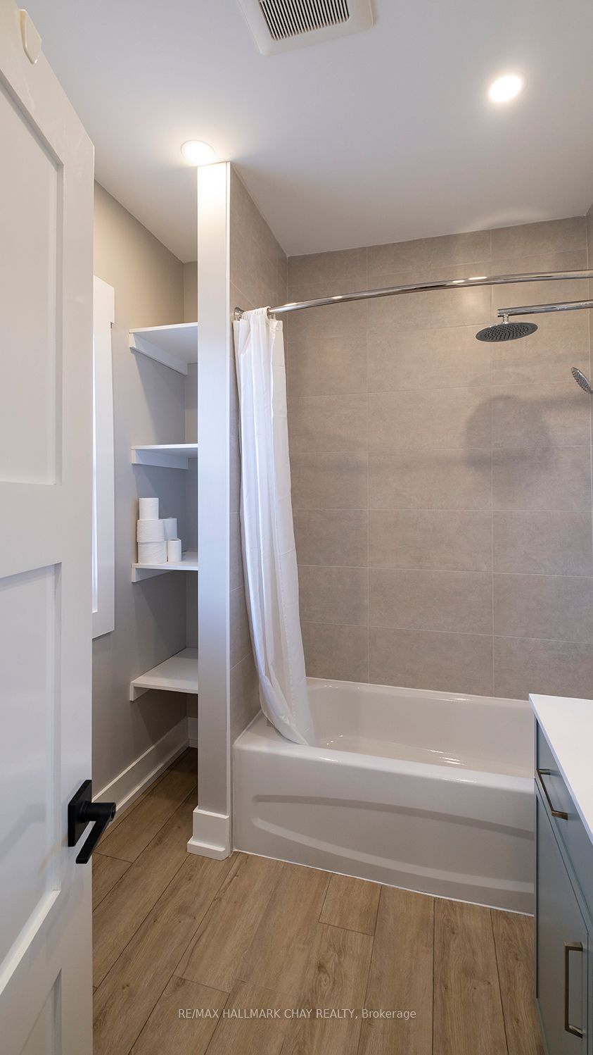 14 Queen Street Apt#2 Property Photo 10