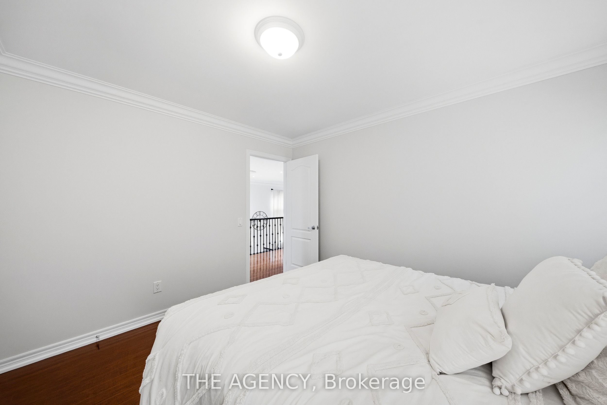 36 Zoran Lane Property Photo 33