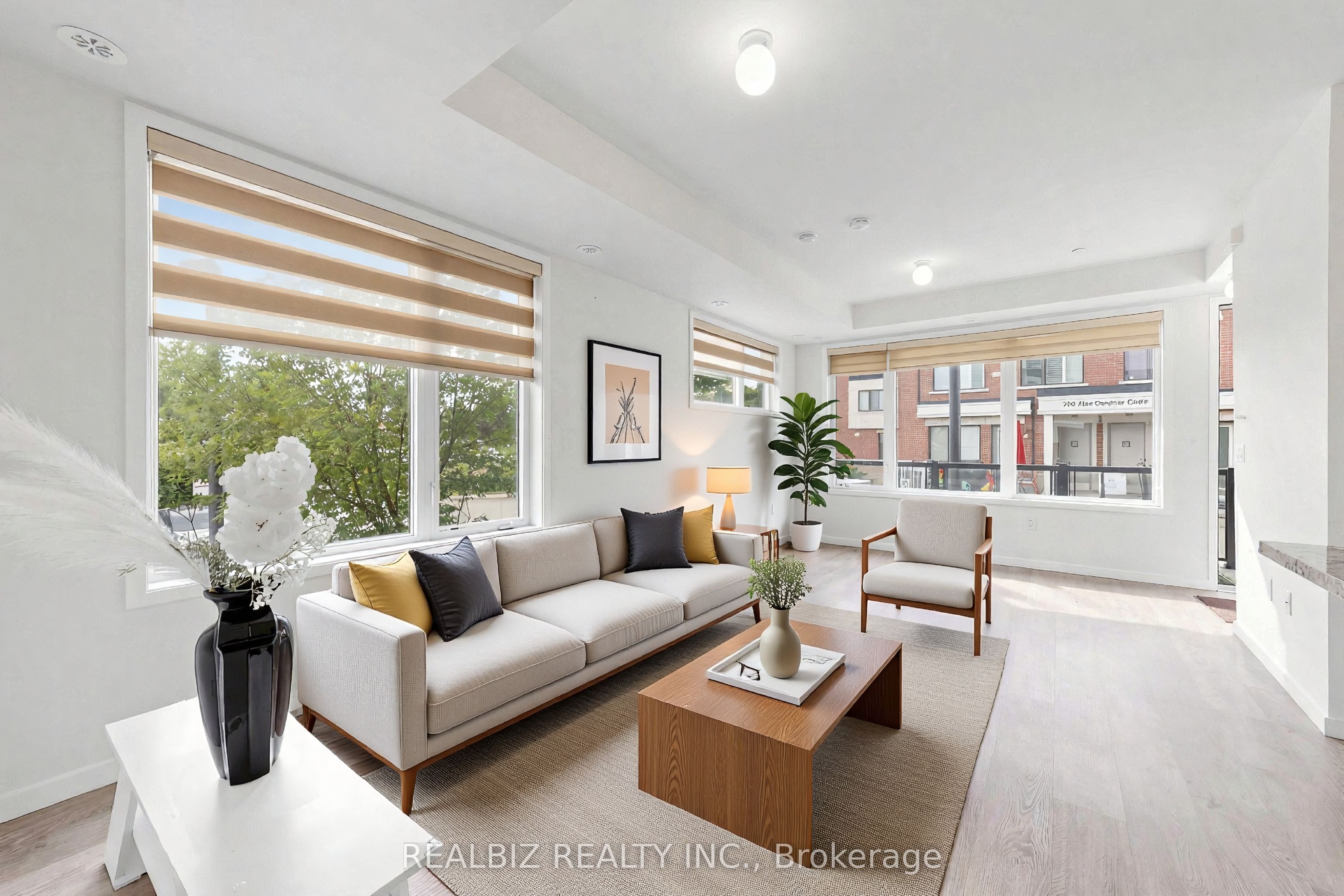 400 Alex Gardner Circle 77 Property Photo 8