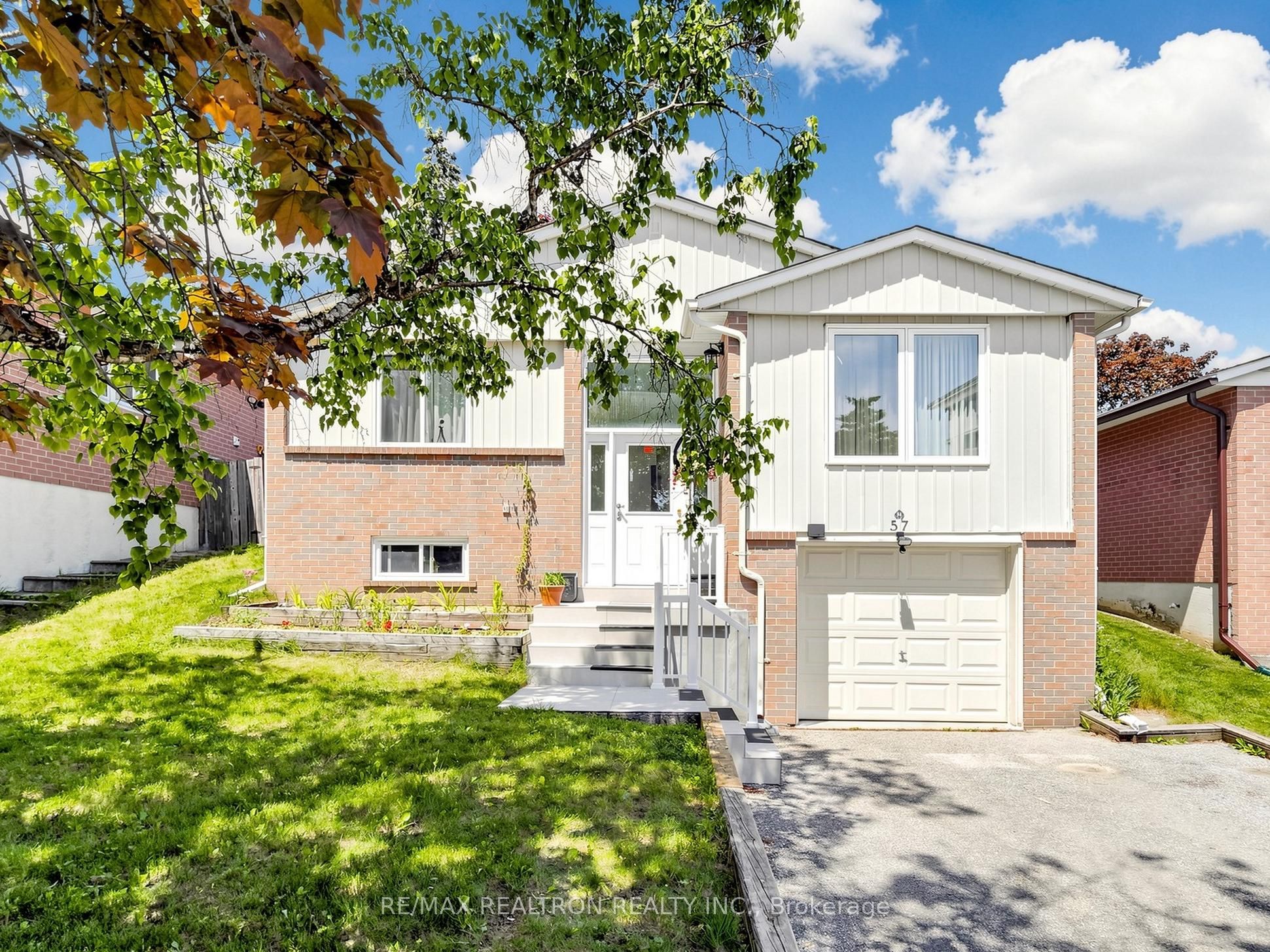 57 William Roe Boulevard Property Photo 1
