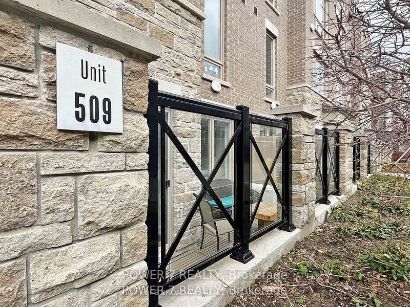 30 Dunsheath Way 509 Property Photo 1