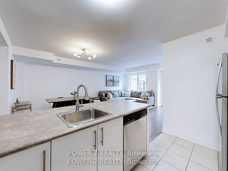 30 Dunsheath Way 509 Property Photo 9
