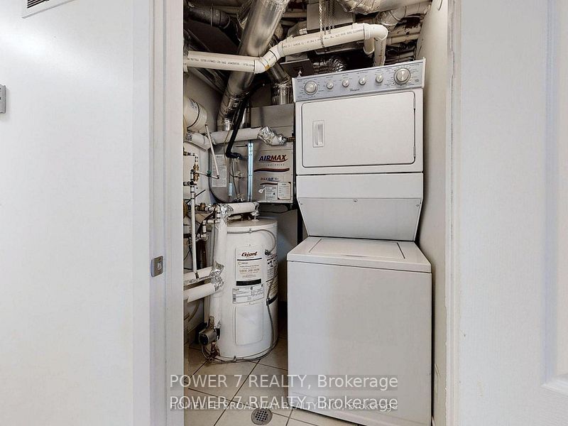 30 Dunsheath Way 509 Property Photo 11