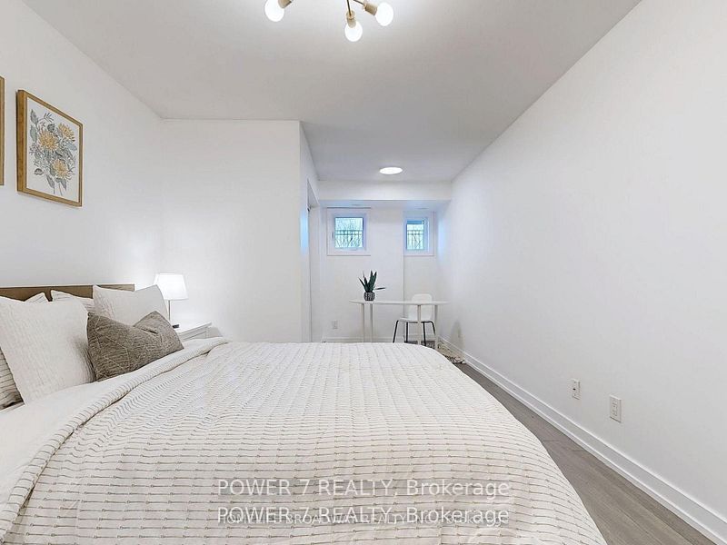 30 Dunsheath Way 509 Property Photo 14
