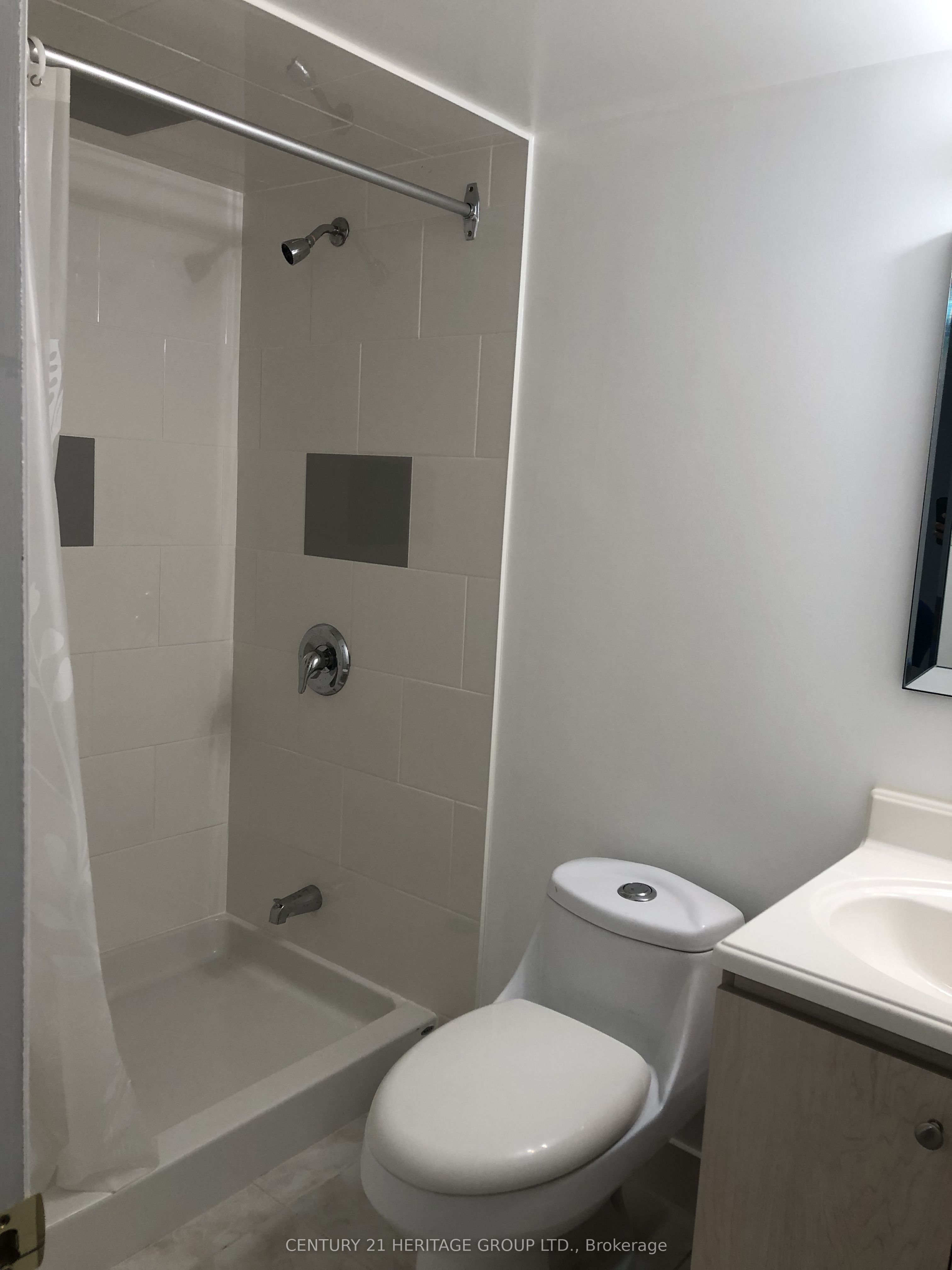 16 Cartmel Drive Apt 1 Property Photo 6