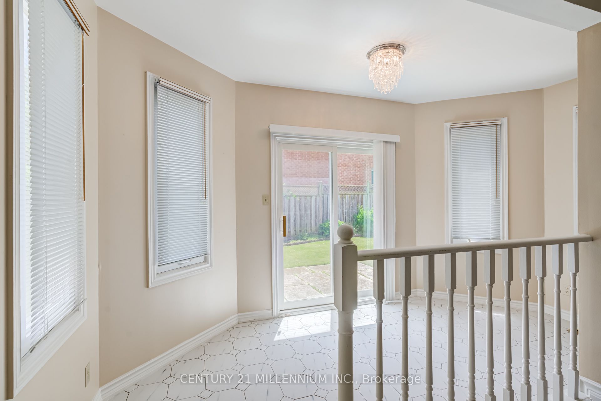 50 Piccadilly Road Property Photo 21