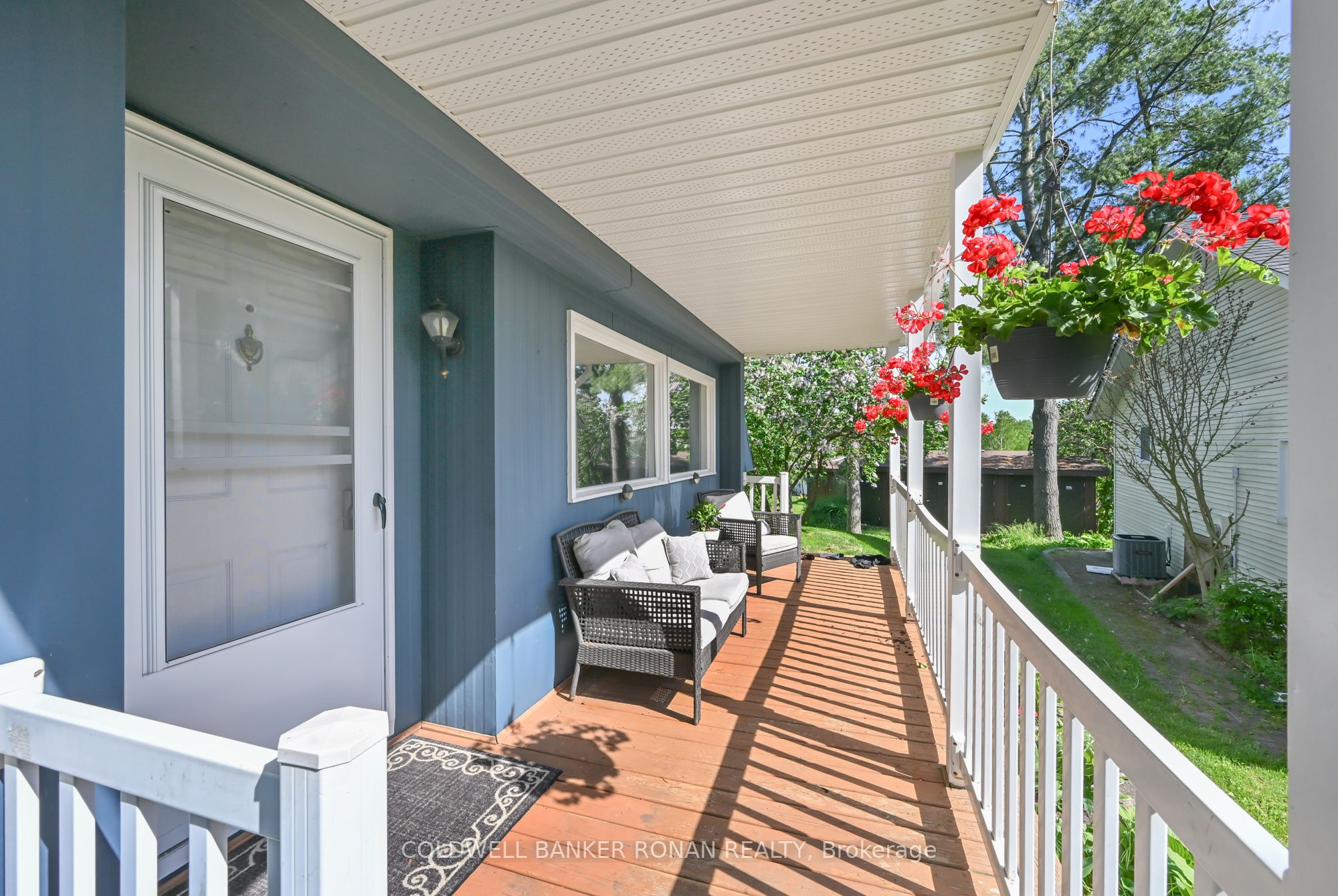 13 Hawthorne Drive Property Photo 3