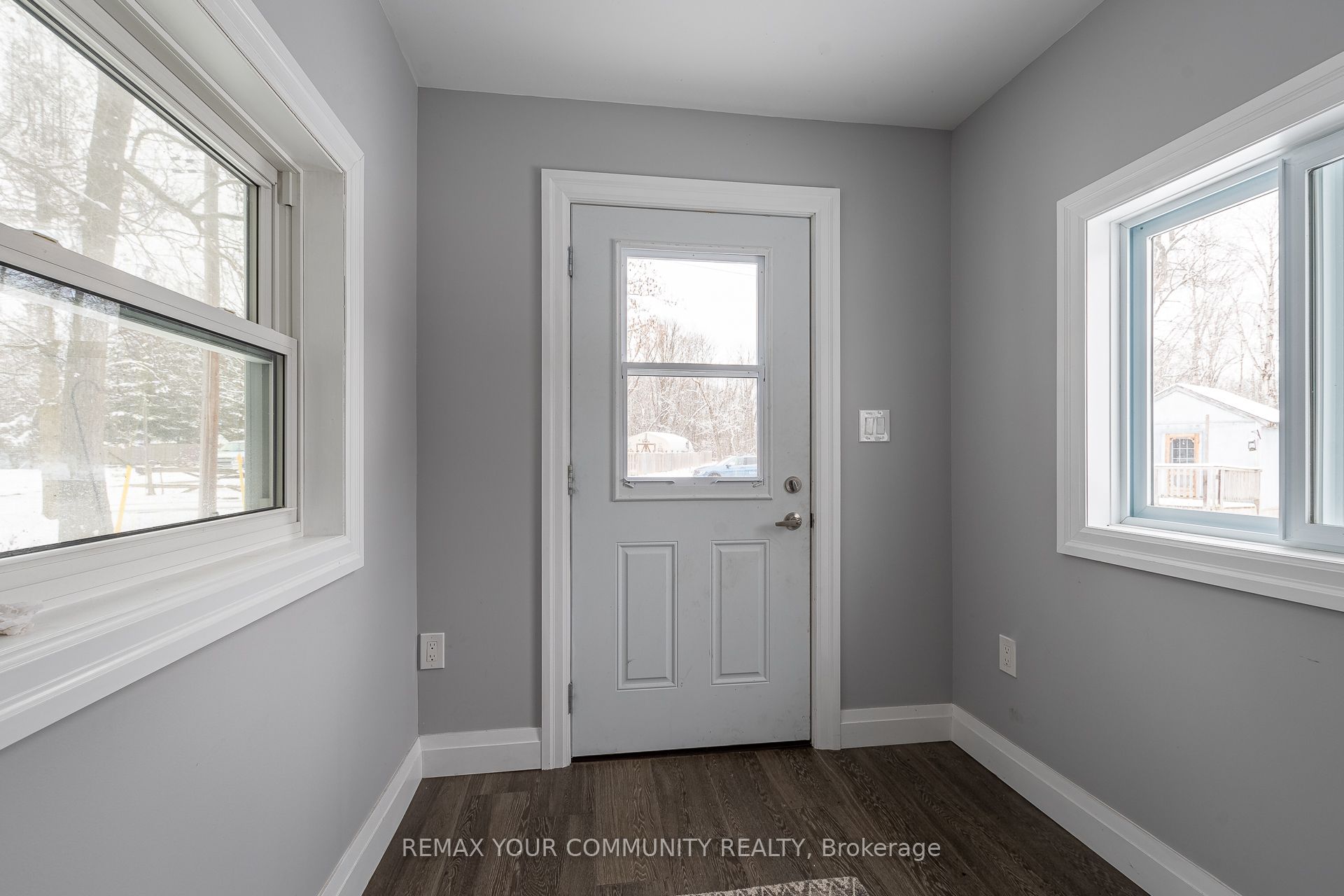 8490 Nottawasaga River Road Property Photo 1